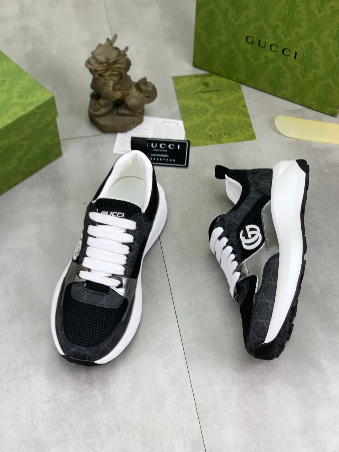 Men's men's shoes 💰P420💰【New model】 🆘 The latest model from Gucci official website🎁Classic casual and fashionable men's shoes👟Best model💥The style is simple and elegant, exclusive for trendy men. Unique official website latest brand elements👑Gucci original decoration, fashionable and generous, the fabric is made of original soft calfskin➕Comfortable soft pigskin lining ✅The official website specifies wear-resistant rubber outsole_full of elasticity, classic model taken in real life🎬Color: 3️⃣colors available😍Number: 38-44 (45 46 customized)